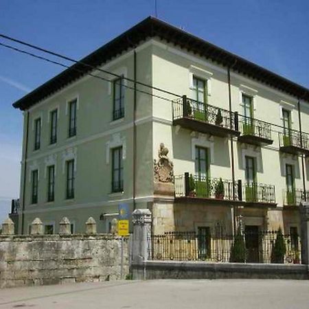 Posada Casa De Valle Colindres Exterior photo